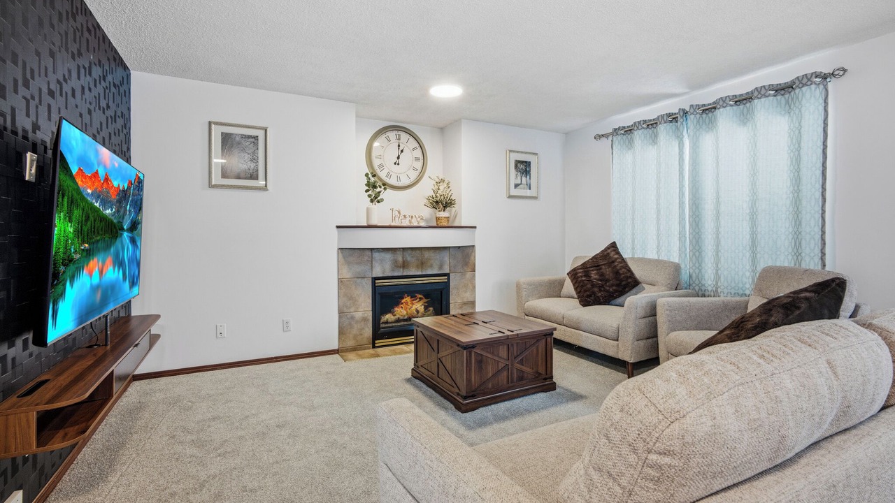 Photo of Livingroom in Panorama Hills