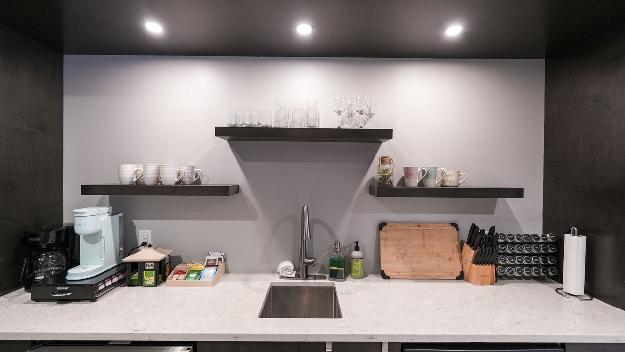 Photo of Kitchen in Division No. 11