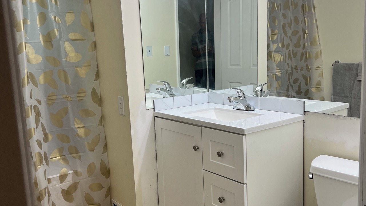 Photo of Bathroom in West Vancouver