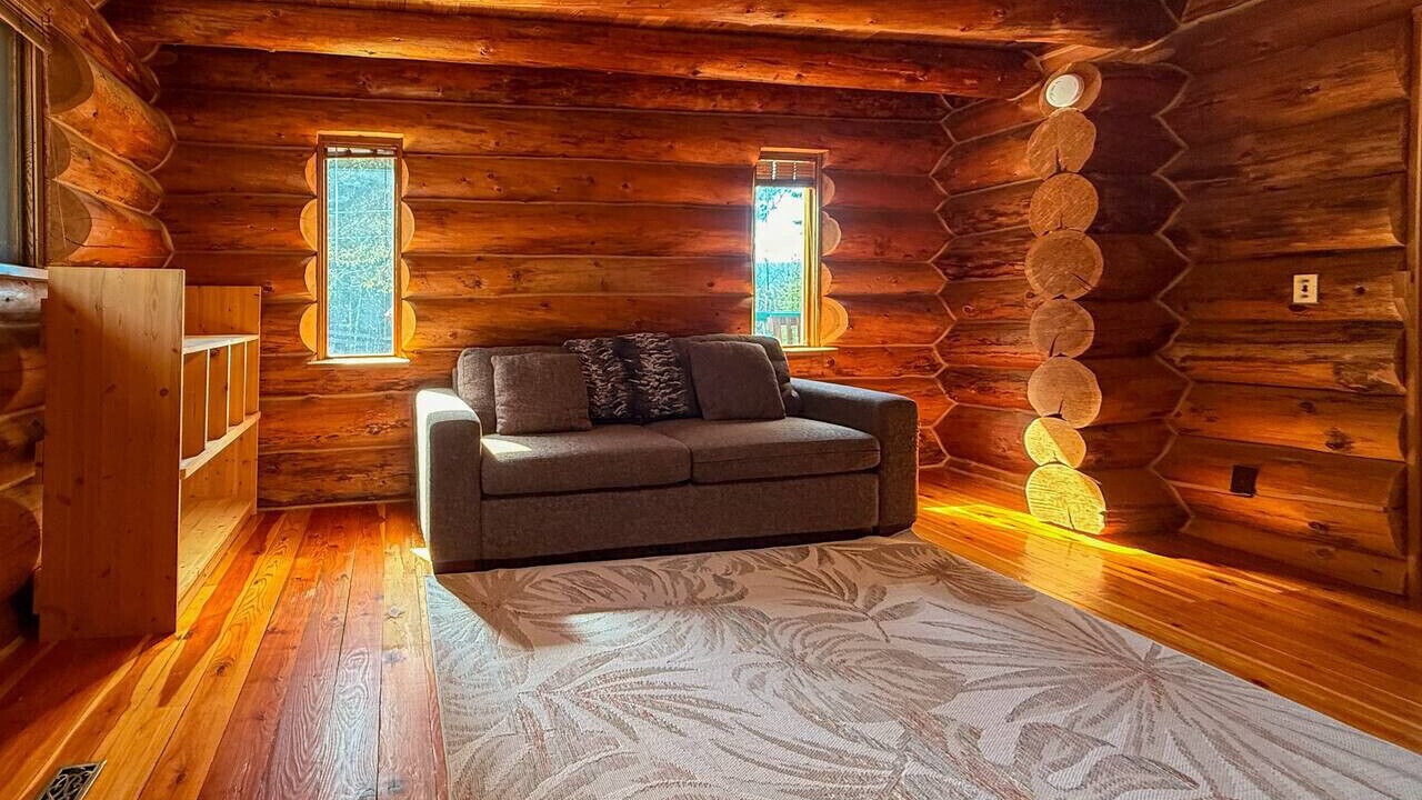 Photo of Livingroom in Golden
