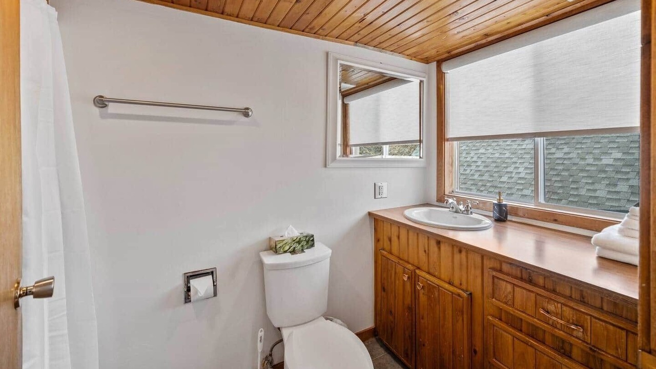 Photo of Bathroom in Banff