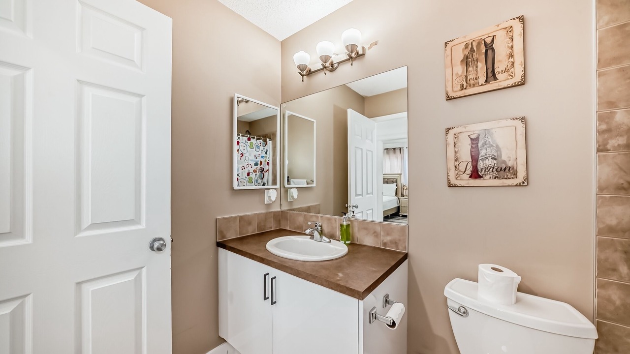 Photo of Bathroom in Bridlewood