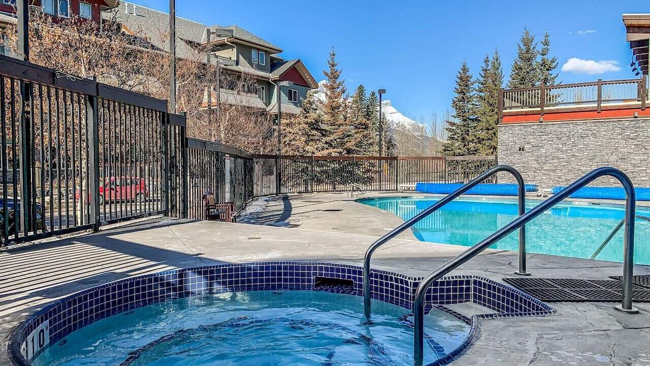Photo of Outdoor in Cougar Creek