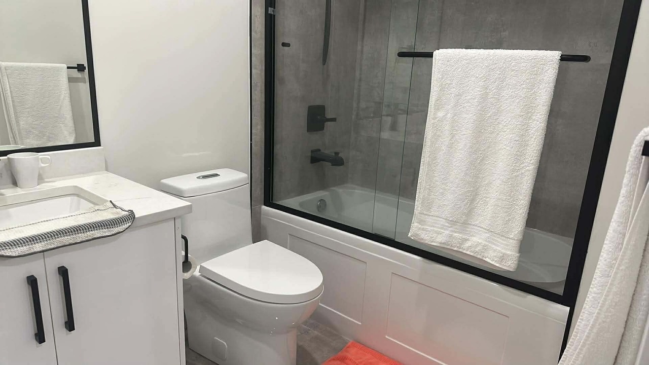 Photo of Bathroom in Renfrew-Collingwood
