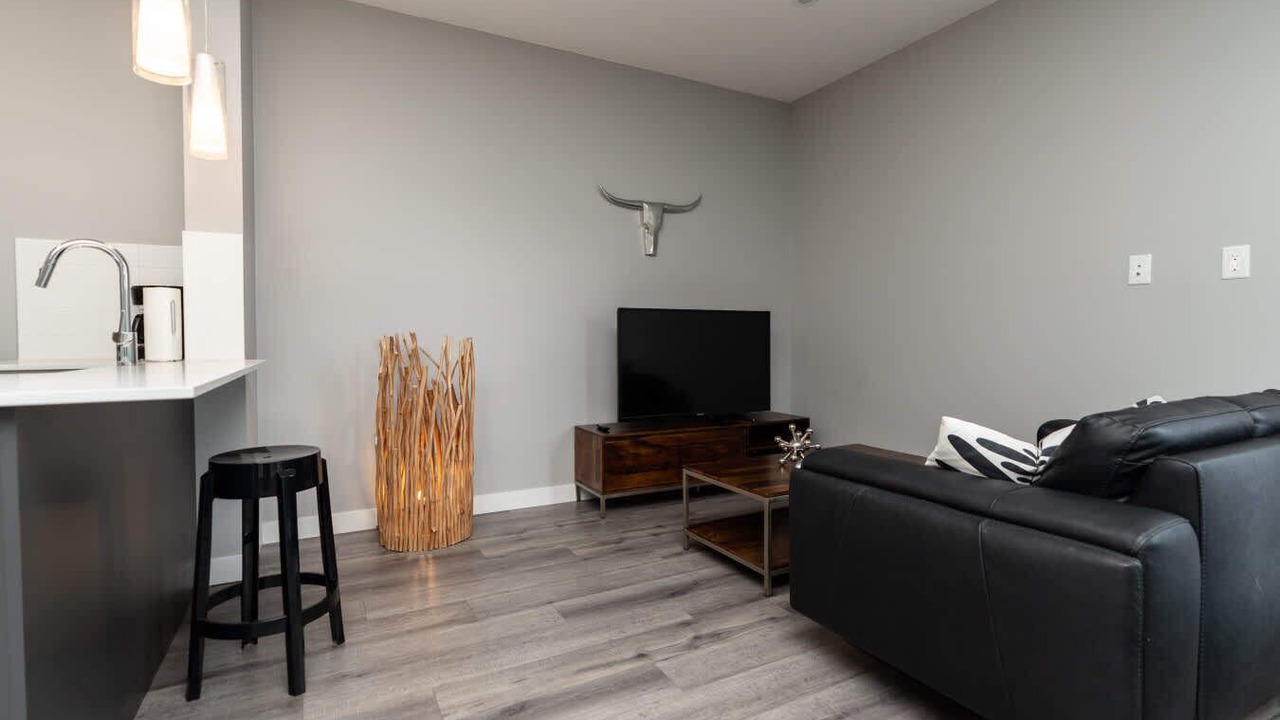 Photo of Livingroom in North Central Edmonton