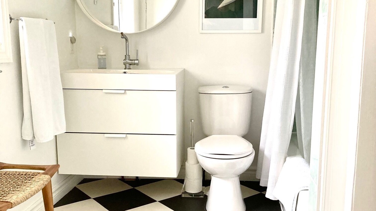 Photo of Bathroom in Downtown Calgary