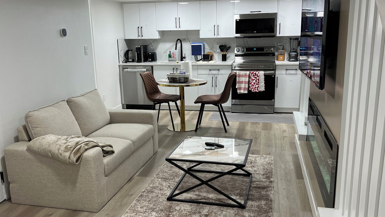 Photo of Livingroom in Northwest Edmonton