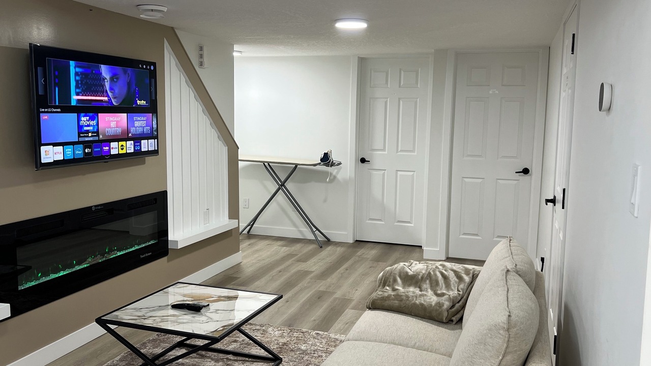 Photo of Livingroom in Northwest Edmonton