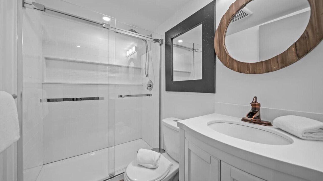 Photo of Bathroom in Whistler Creekside