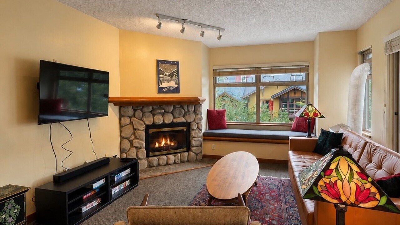Photo of Livingroom in Whistler Creekside