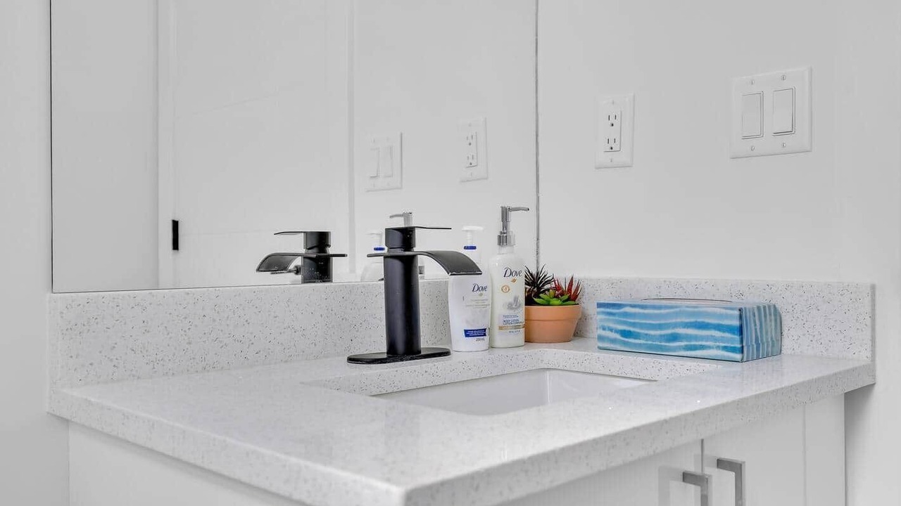Photo of Bathroom in Crescent Heights