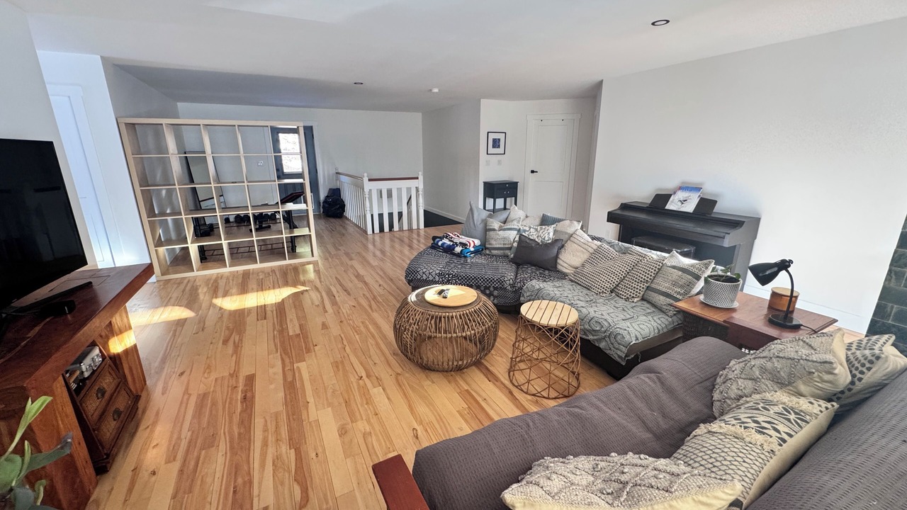 Photo of Livingroom in Crescent Valley