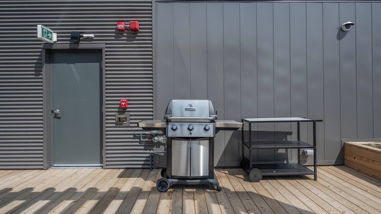 Photo of Outdoor in Crescent Heights