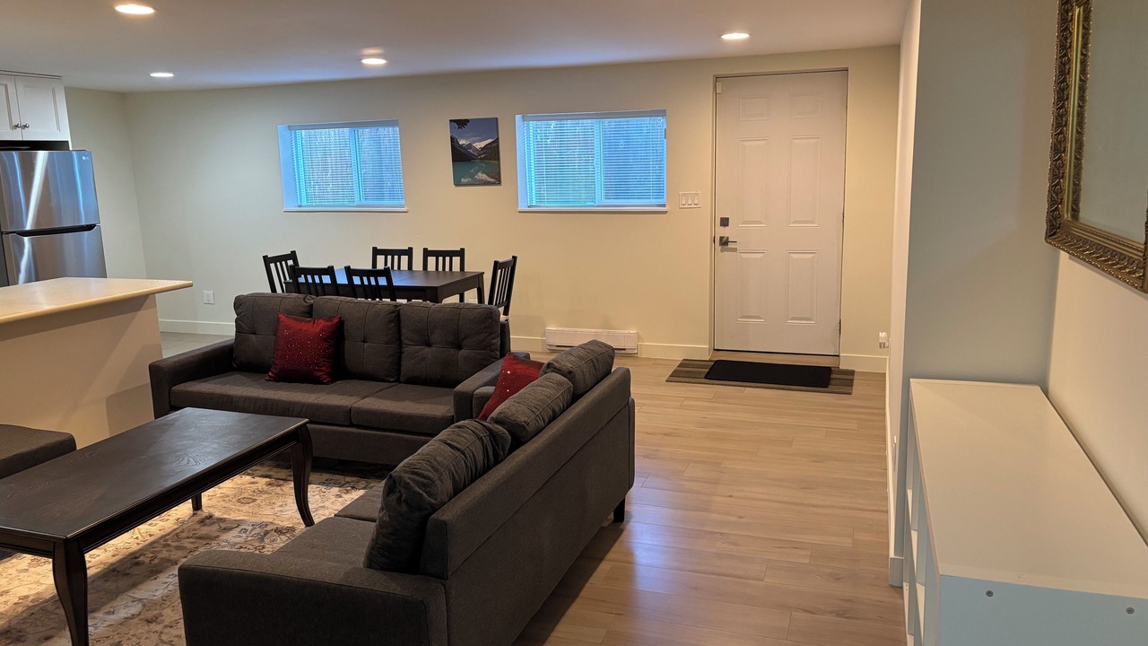 Photo of Livingroom in Lynn Valley