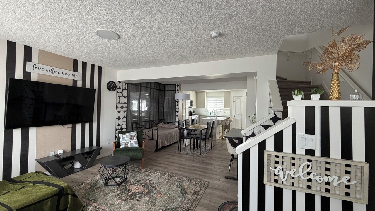 Photo of Livingroom in Southwest Edmonton