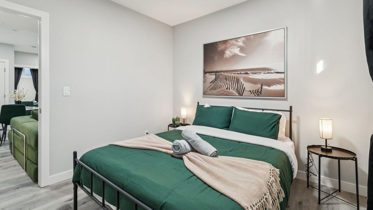 Photo of Bedroom in Evanston