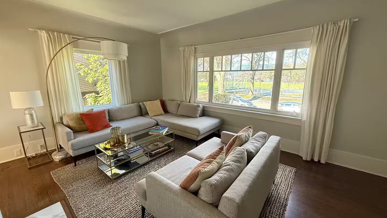 Photo of Livingroom in Kitsilano