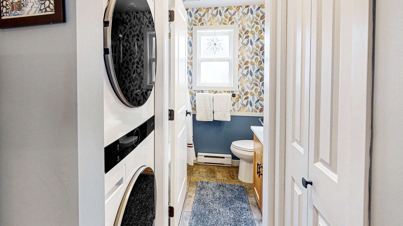 Photo of Bathroom in Big White Ski Resort