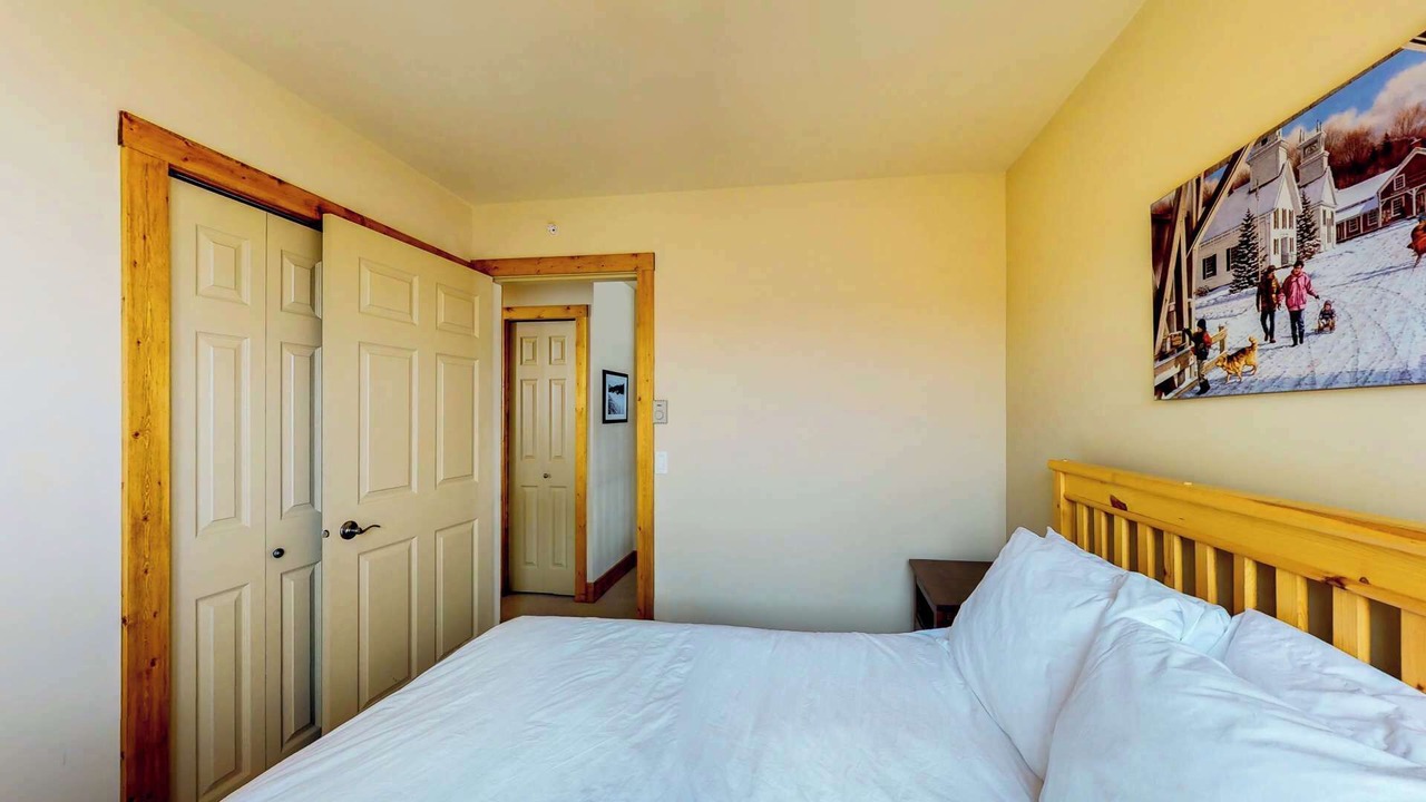 Photo of Bedroom in Snow Pine Estates