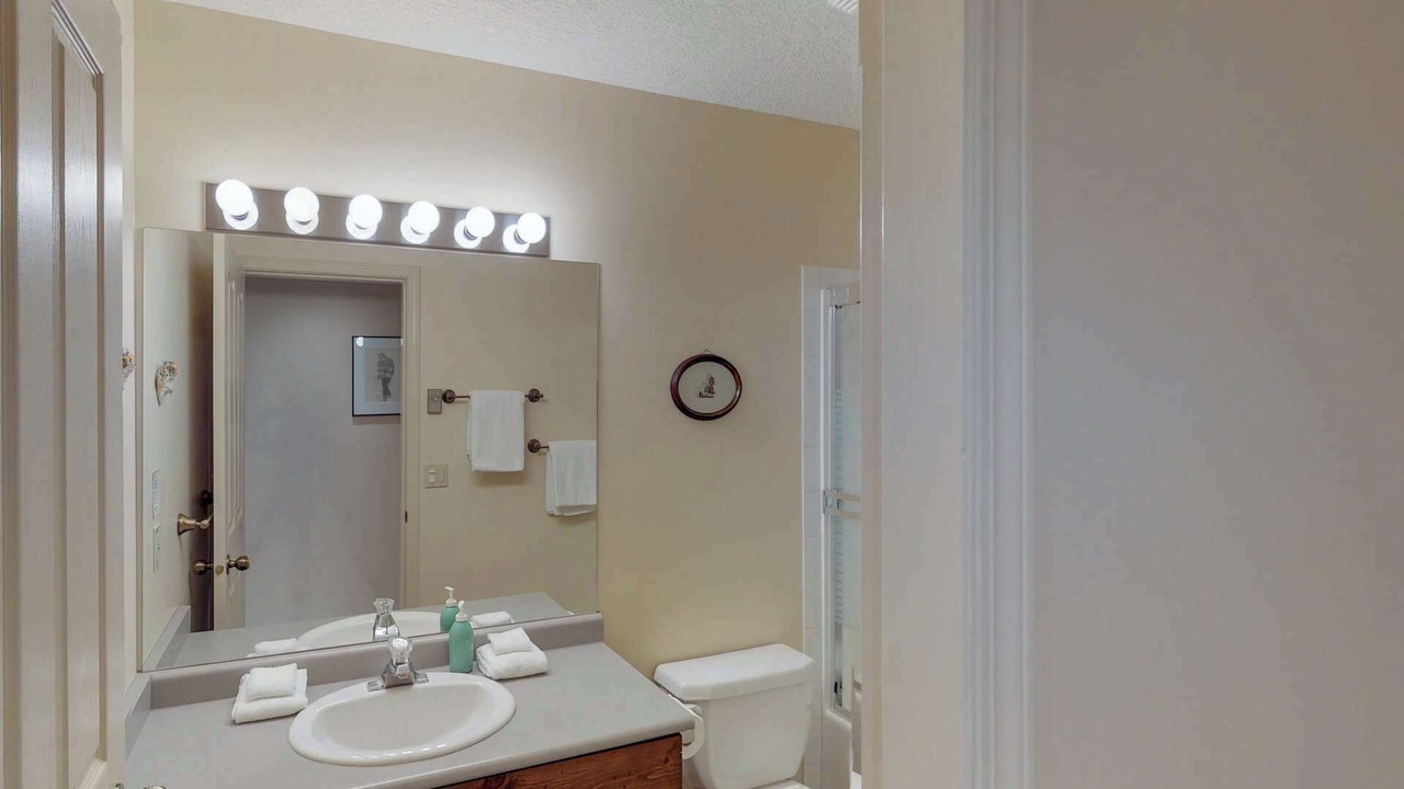 Photo of Bathroom in Snow Pine Estates