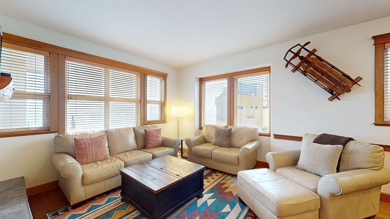 Photo of Livingroom in Big White Ski Resort