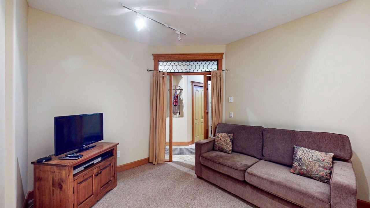 Photo of Livingroom in Big White Ski Resort