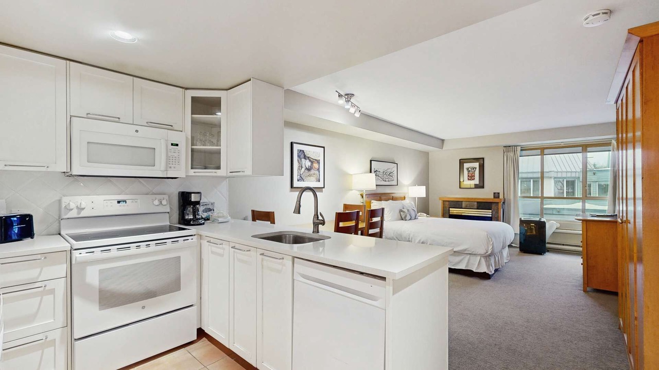 Photo of Bedroom in Whistler Village