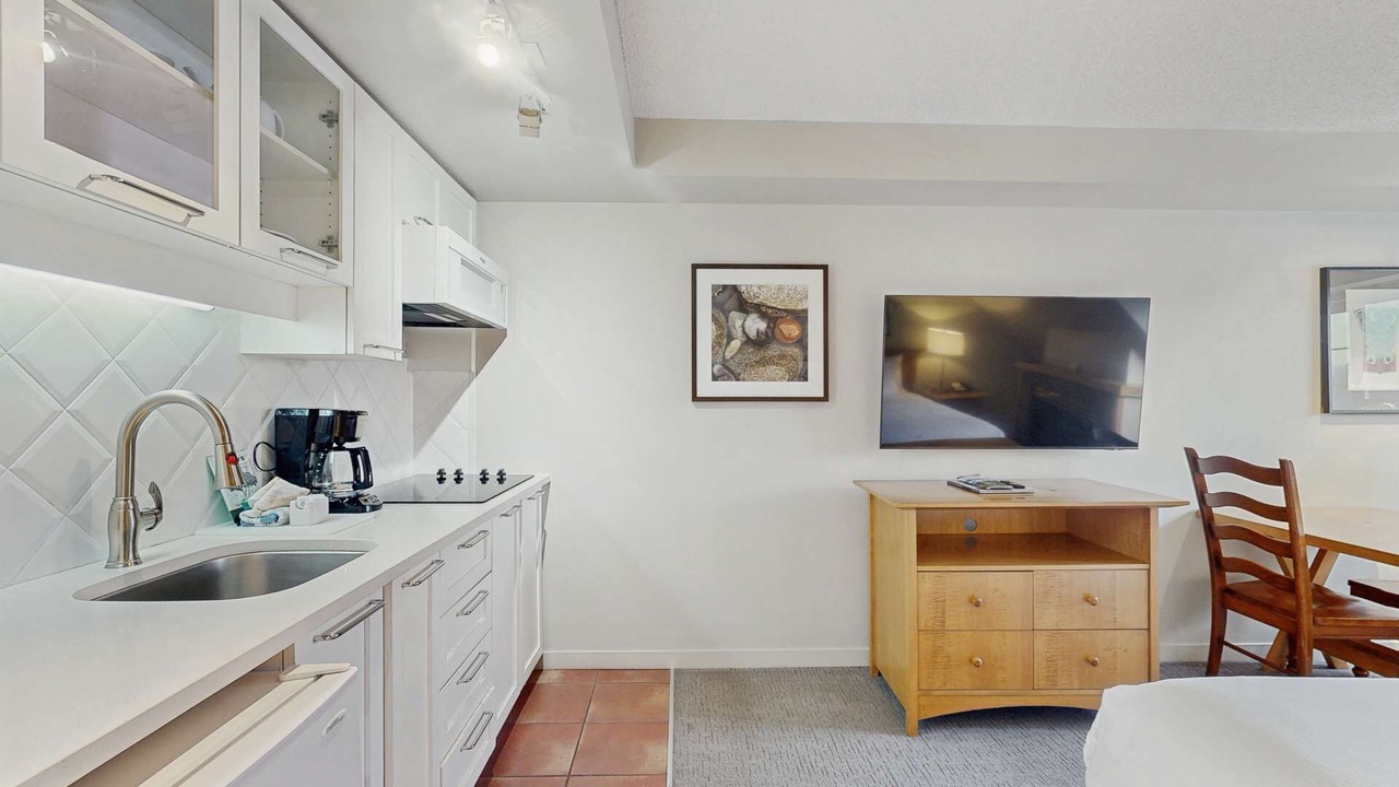 Photo of Kitchen in Whistler Village