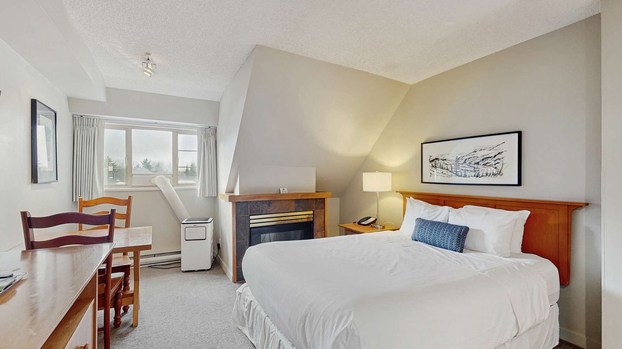 Photo of Bedroom in Whistler Village
