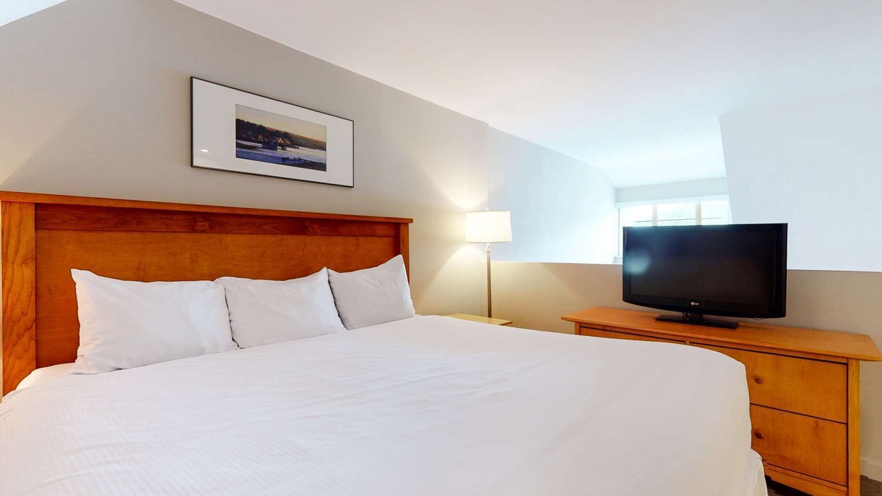 Photo of Bedroom in Whistler Village