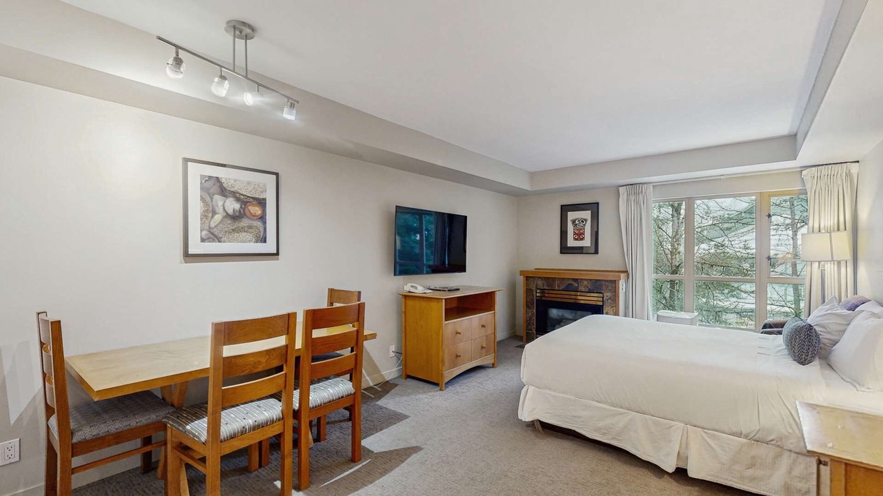 Photo of Bedroom in Whistler Village