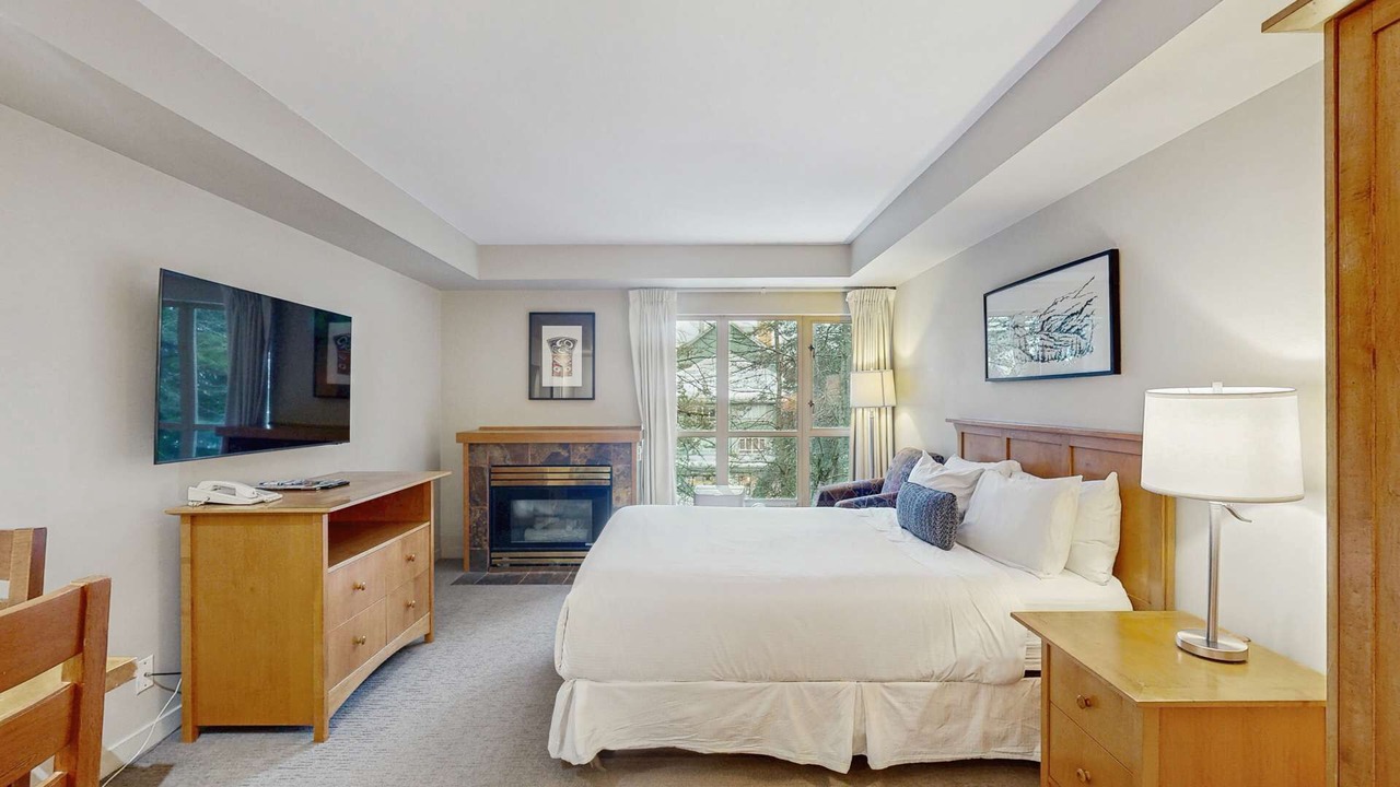 Photo of Bedroom in Whistler Village