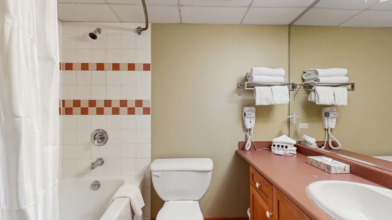 Photo of Bathroom in Village North