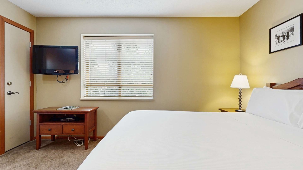 Photo of Bedroom in Village North