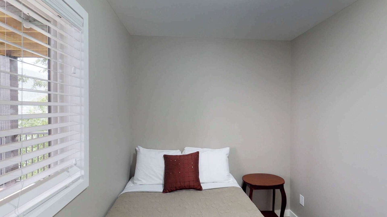 Photo of Bedroom in Christina Lake