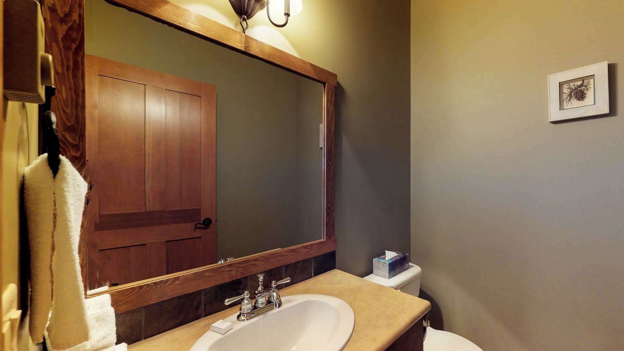 Photo of Bathroom in Snow Pine Estates