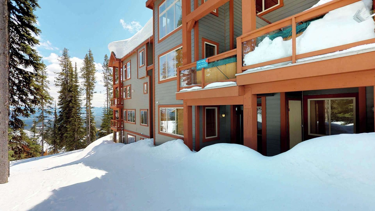 Photo of Outdoor in Snow Pine Estates
