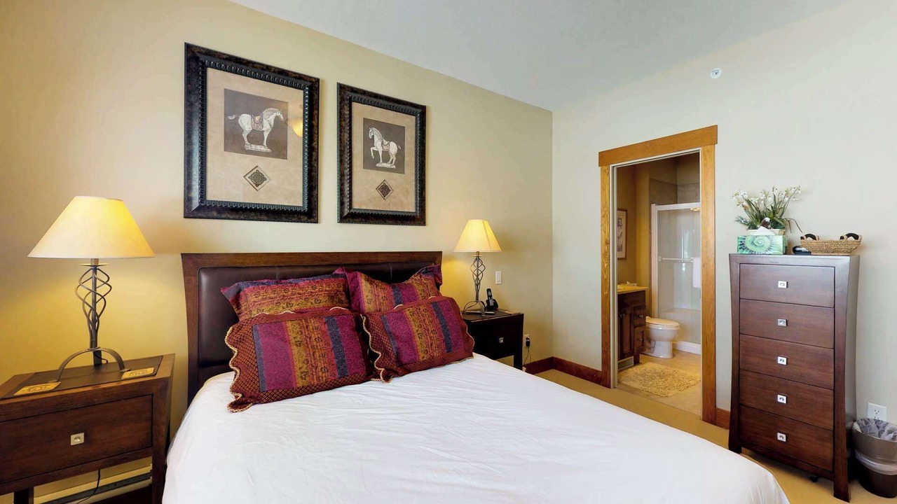 Photo of Bedroom in Snow Pine Estates