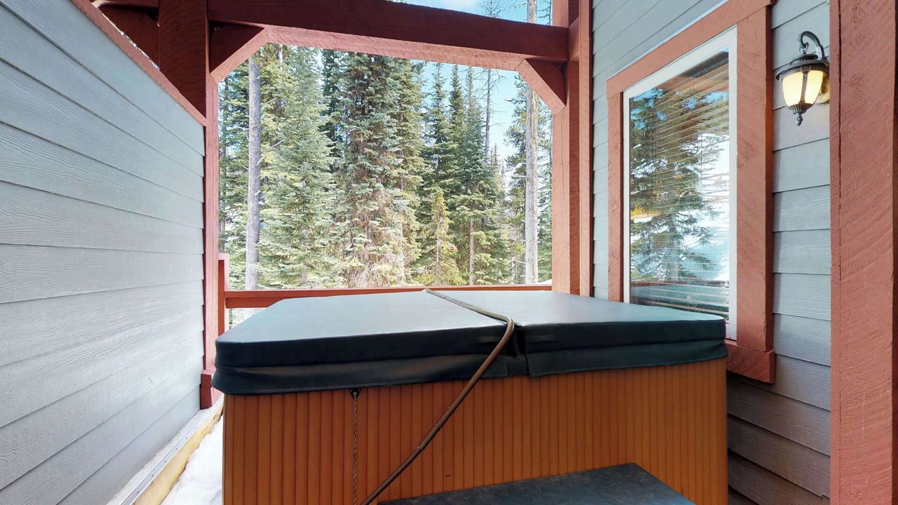 Photo of Outdoor in Snow Pine Estates