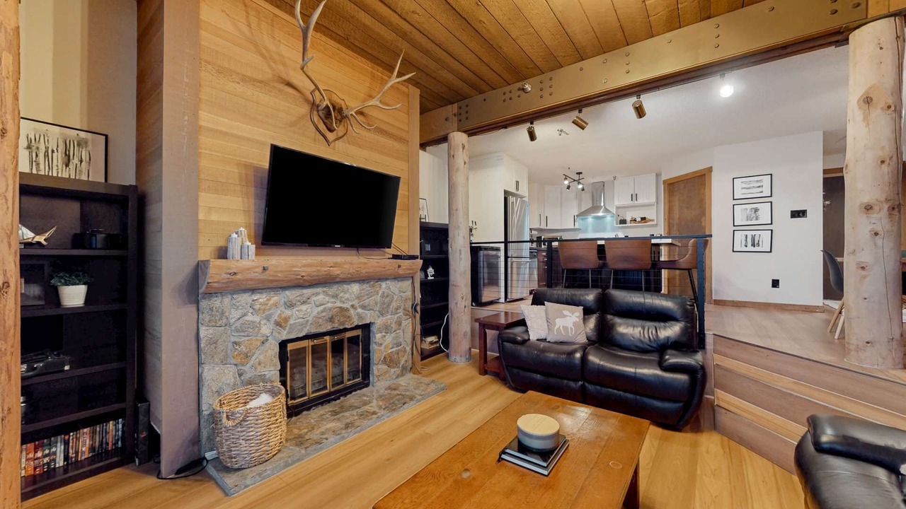 Photo of Livingroom in Big White Ski Resort