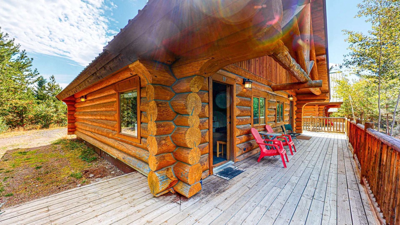Photo of Patio Balcony in Lac Le Jeune