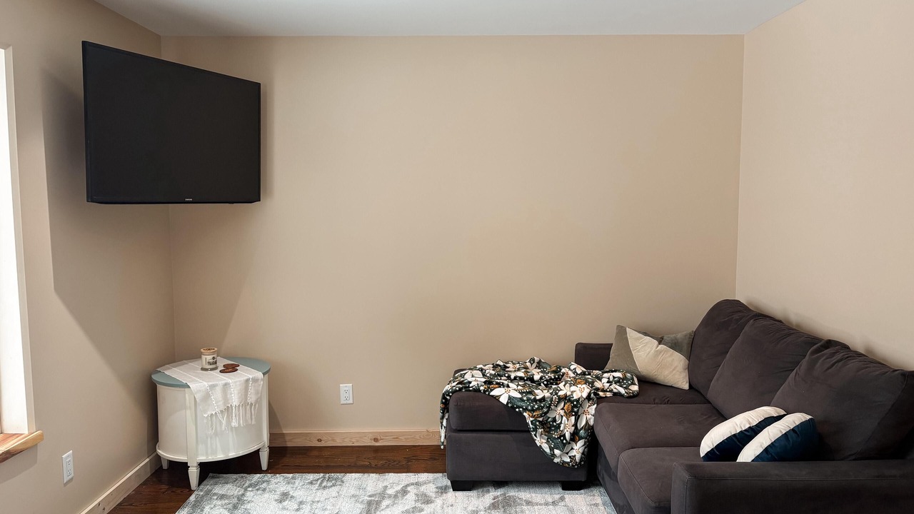 Photo of Livingroom in North Okanagan