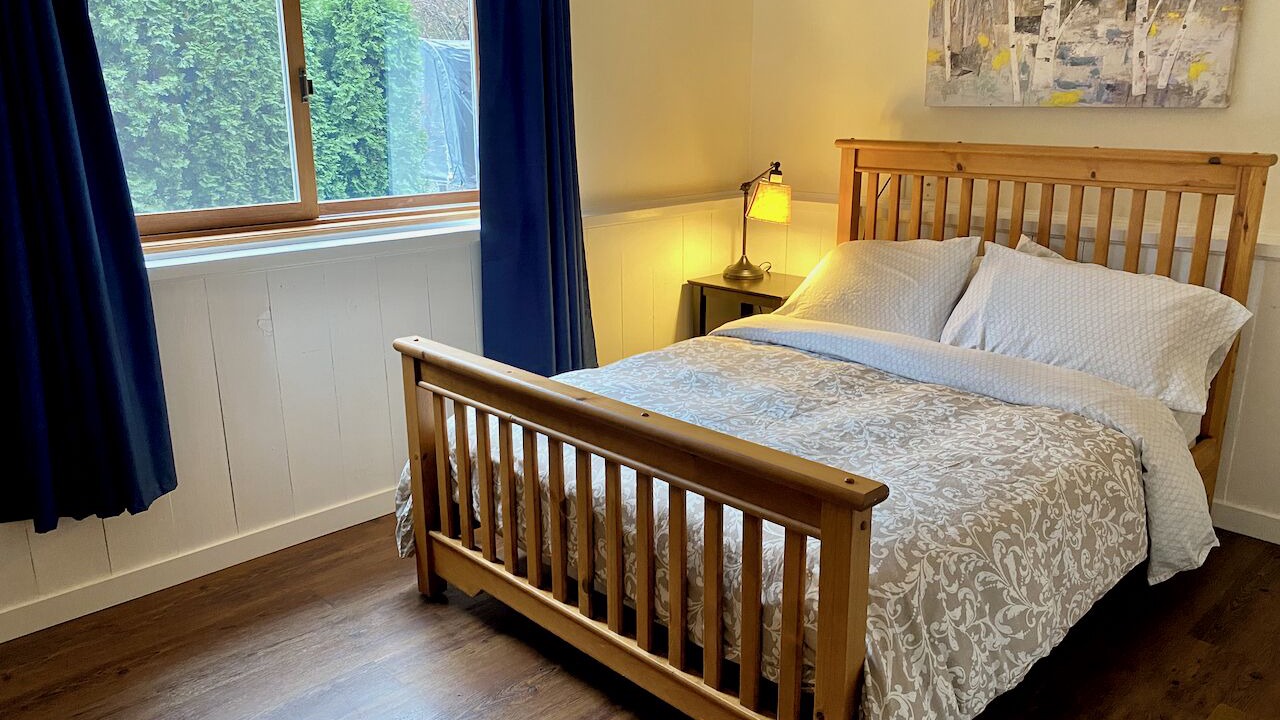 Photo of Bedroom in Brackendale