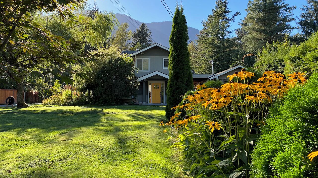 Photo of Outdoor in Brackendale