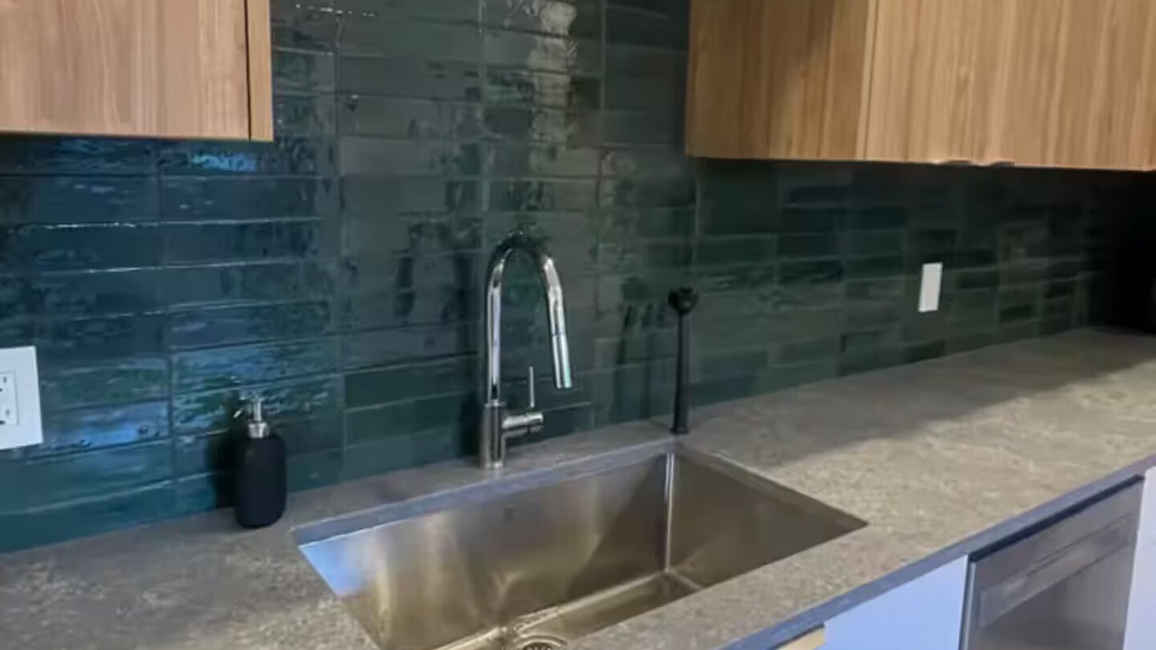 Photo of Kitchen in Central Lonsdale