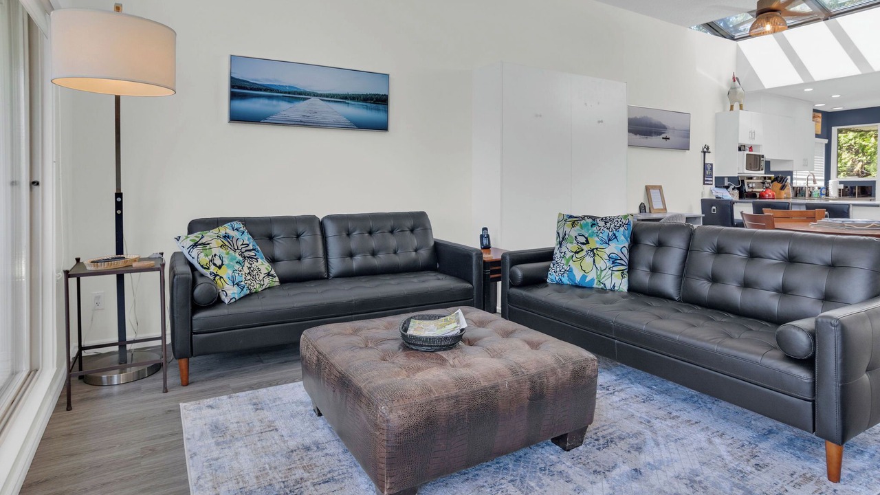 Photo of Livingroom in Yellow Point