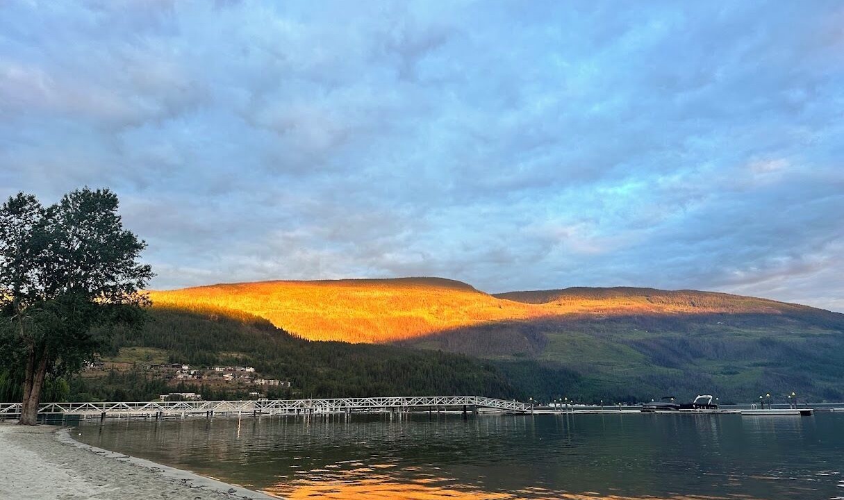 Photo of Others in Sicamous