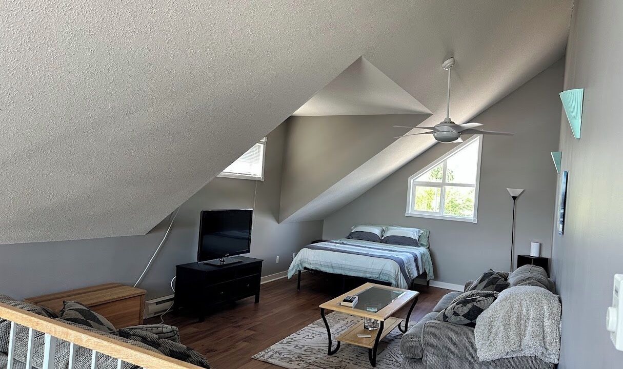 Photo of Bedroom in Sicamous