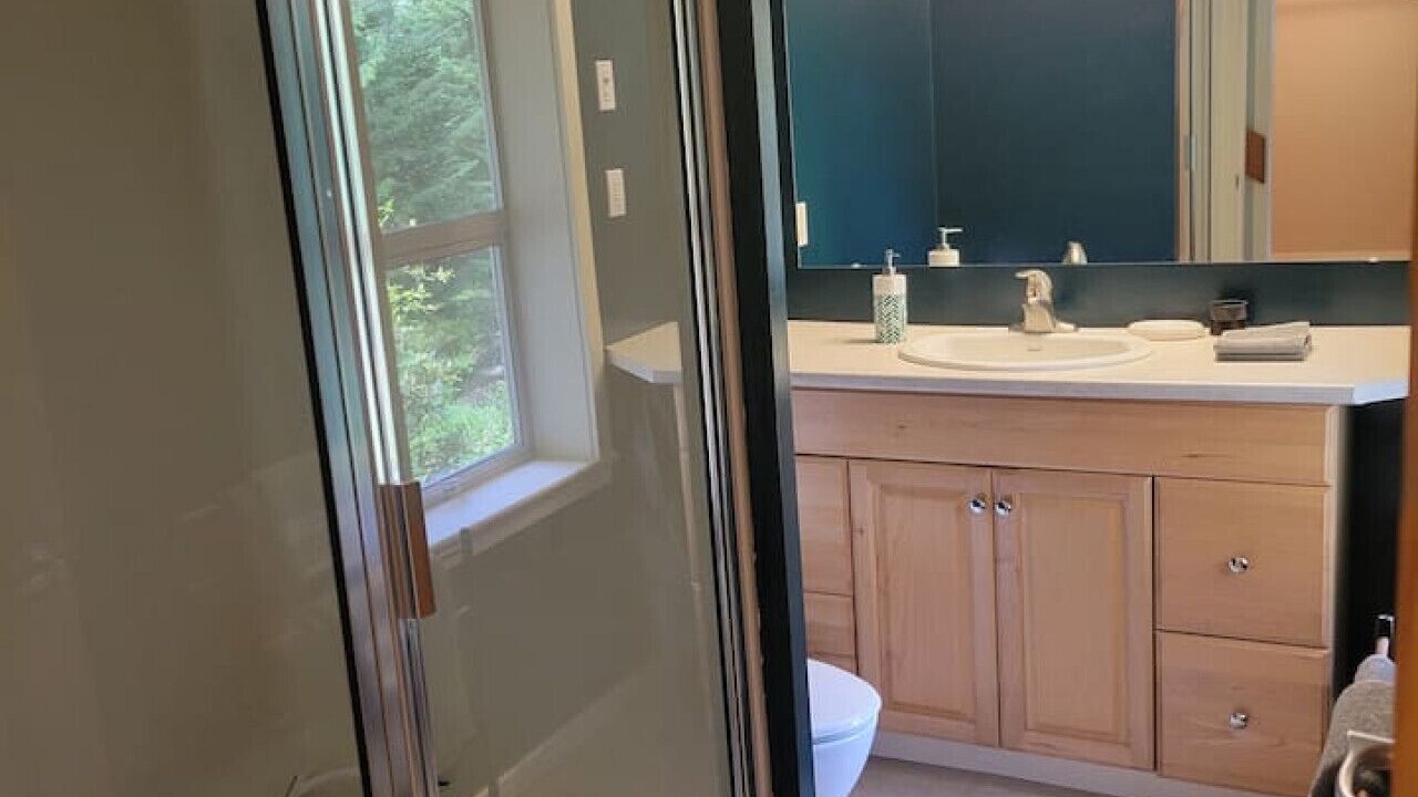 Photo of Bathroom in Bowen Island