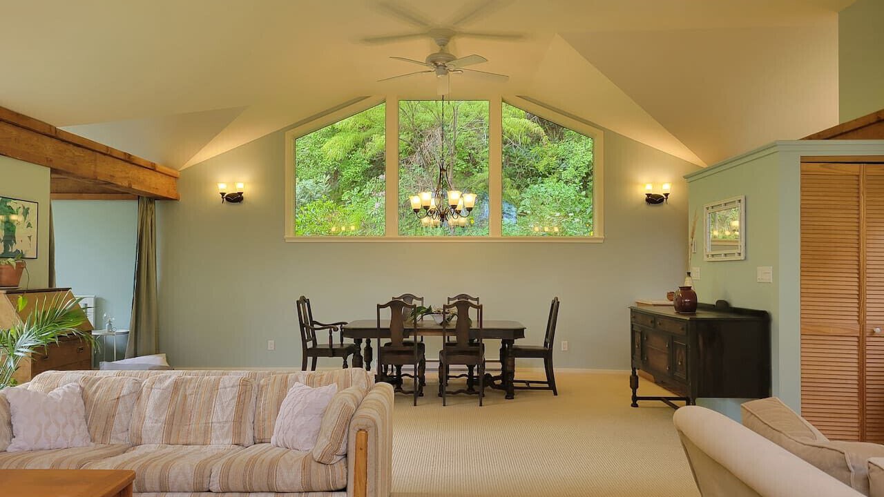 Photo of Livingroom in Bowen Island